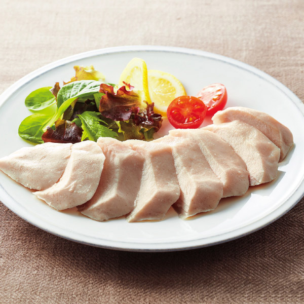 <!--蒸し鶏のガーリック風味*-->