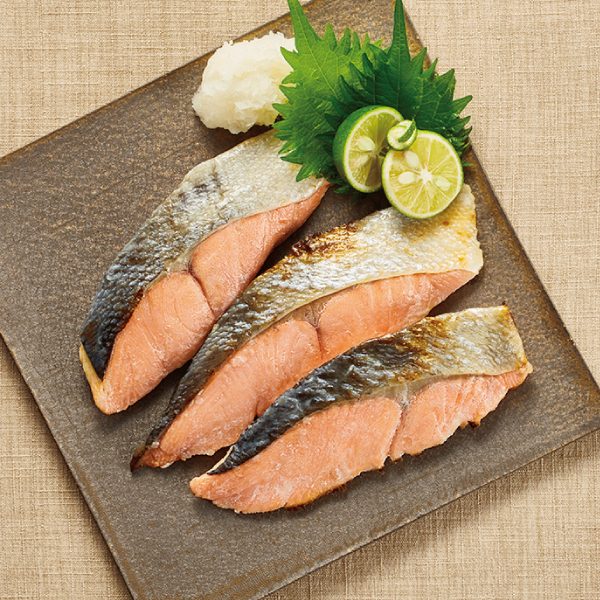 <!--秋鮭の塩麹漬け焼き 3切* -->
