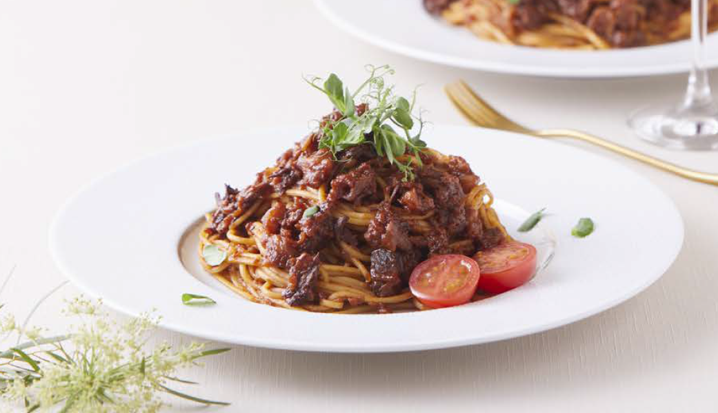 赤ワインで煮込んだ黒毛和牛のパスタ
